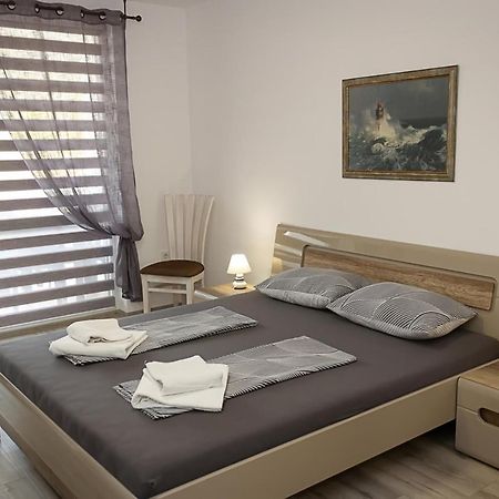 Apartment Lilia Каварна Екстериор снимка
