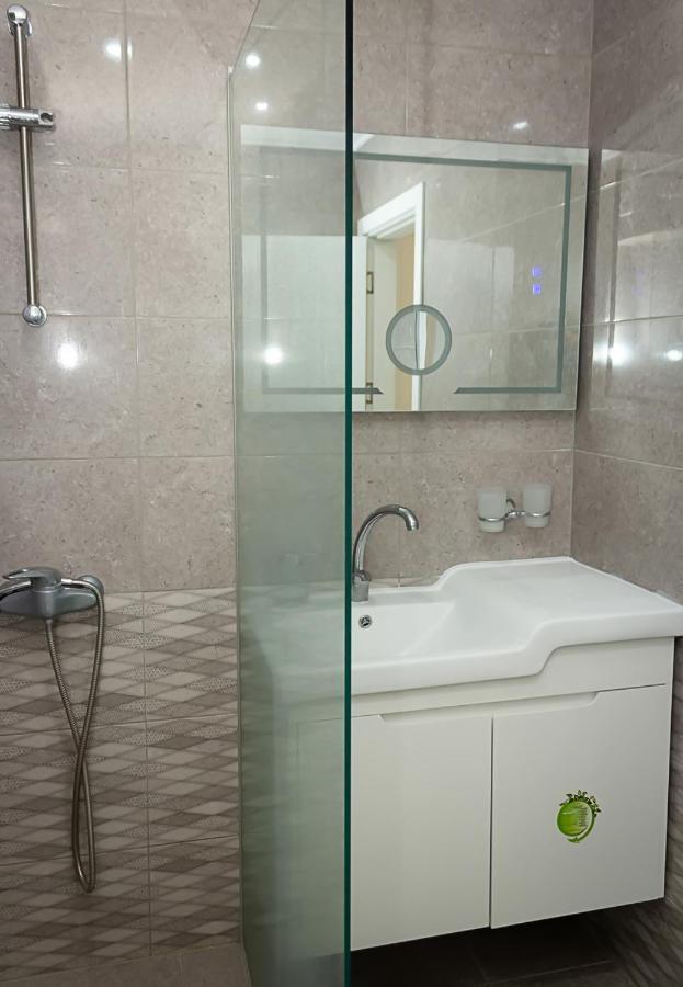 Apartment Lilia Каварна Екстериор снимка