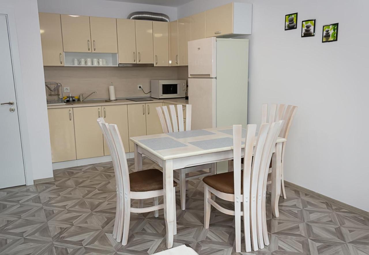 Apartment Lilia Каварна Екстериор снимка